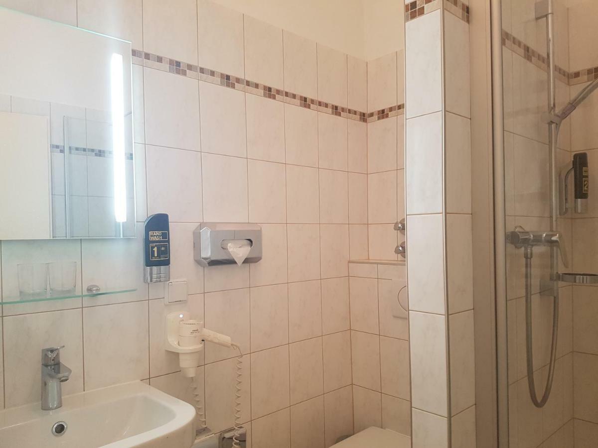 Pension Villa Inge Μπάντεν Εξωτερικό φωτογραφία